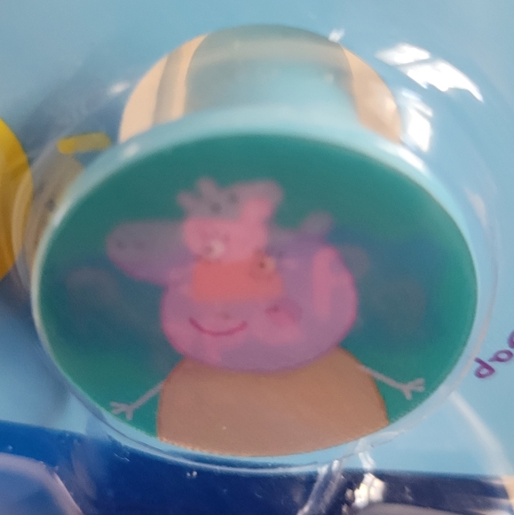 Peppa George Daddy Mommy Cup, Protective Cap and Toothbrush Set - Picture 8 of 10